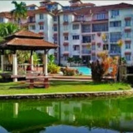 Hagia Medina Muslims Guesthouse Port Dickson Exterior foto