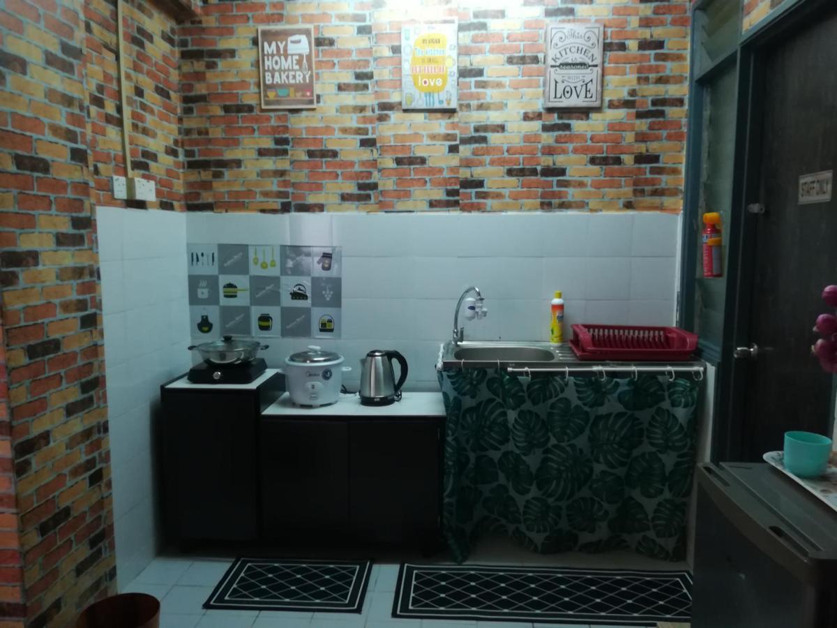 Hagia Medina Muslims Guesthouse Port Dickson Exterior foto